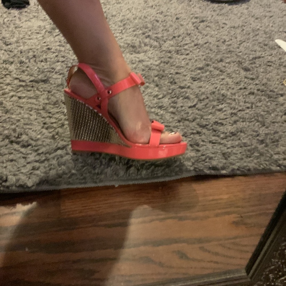 Worn One Time Very Comfy With Box And Wrap - image 3